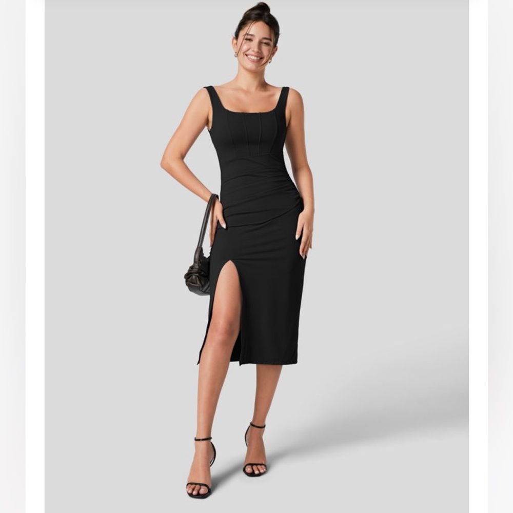 Halara Softlyzero Airy Square Neck Backless Corse… - image 1